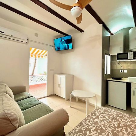 Nuevos Apartamentos Frente Al Mar Y A La Playa カステルデフェルス エクステリア 写真