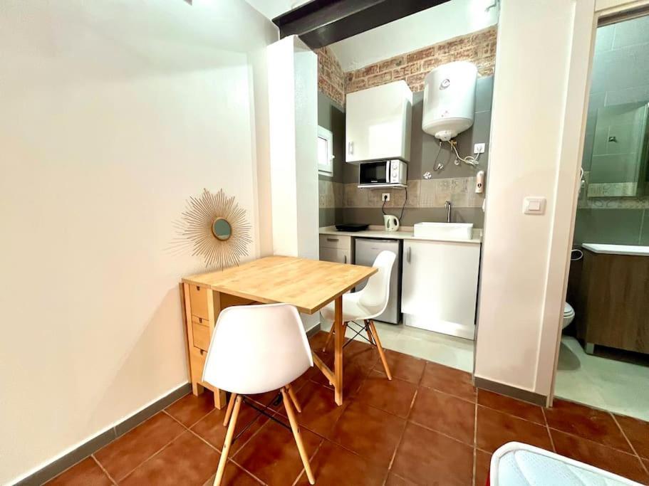 Nuevos Apartamentos Frente Al Mar Y A La Playa カステルデフェルス エクステリア 写真