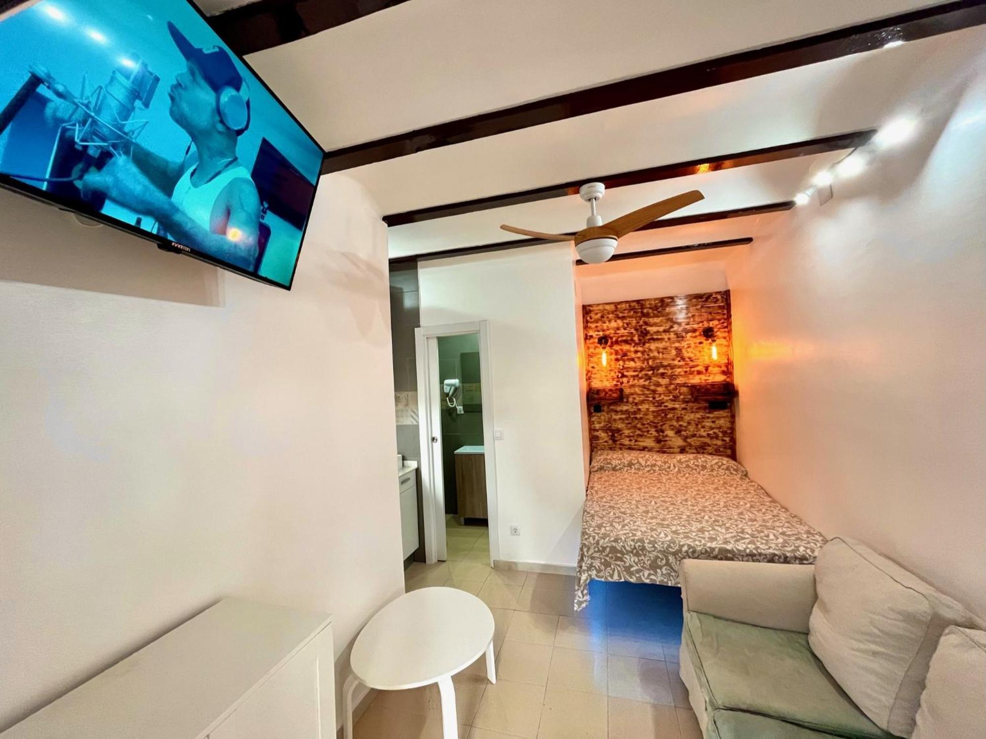 Nuevos Apartamentos Frente Al Mar Y A La Playa カステルデフェルス エクステリア 写真